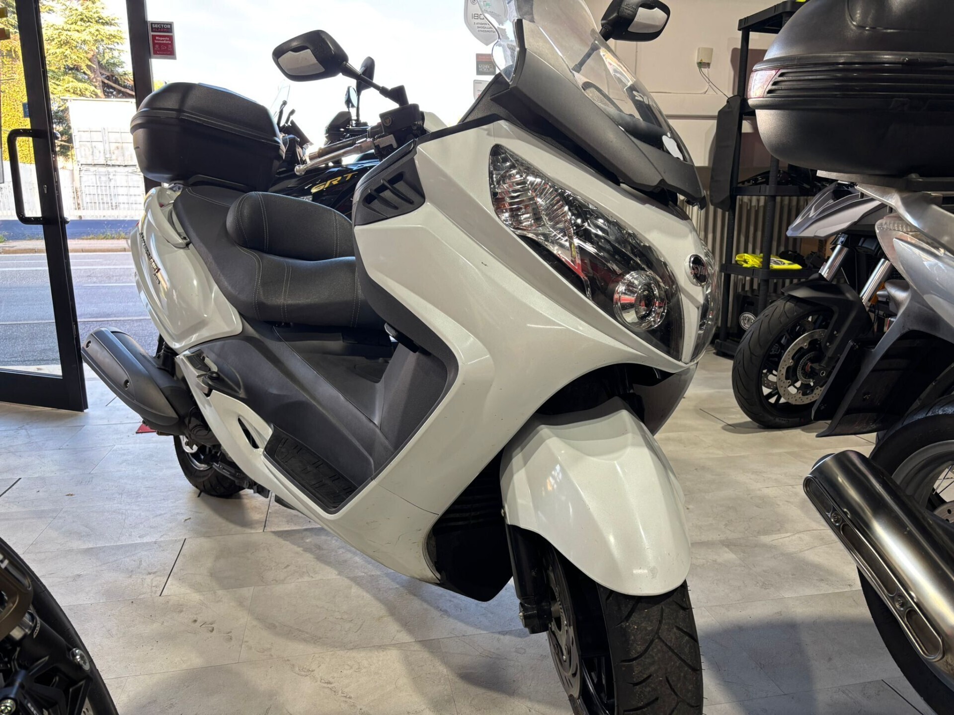 Sym Maxsym 400i 1700€
