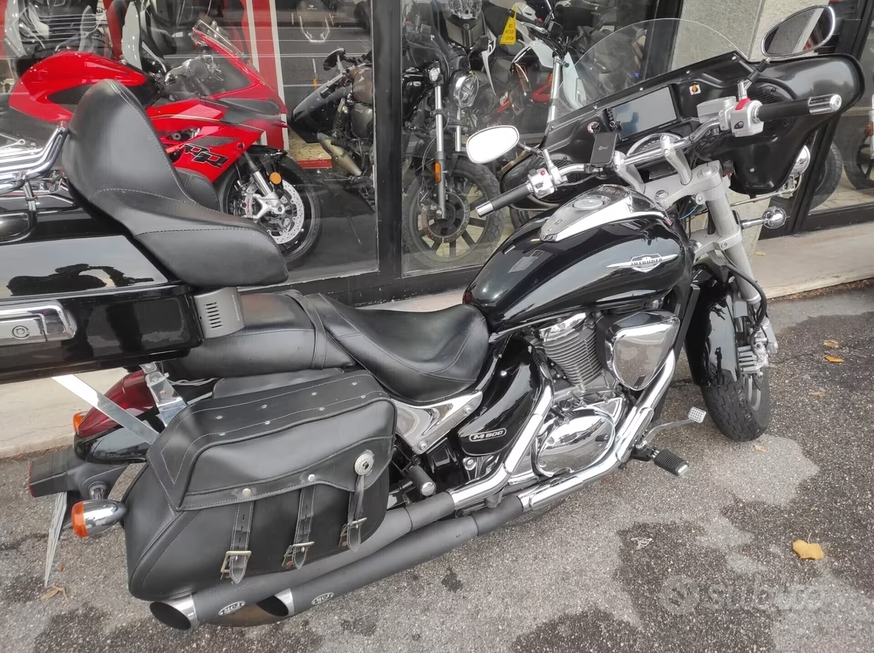 Suzuki Intruder 800 6700€