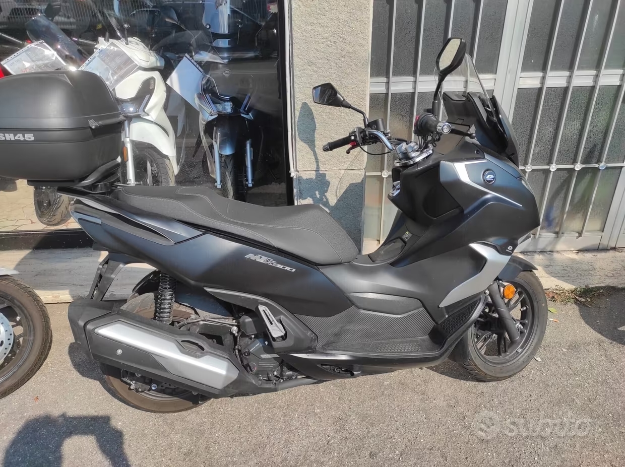 QJ MTX 300 3200€